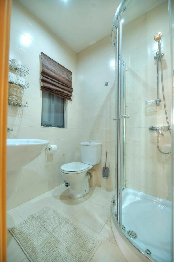 Modern 3Br Stylish & Spacious Apartment - Close To Sliema Promenade Gzira Exterior photo