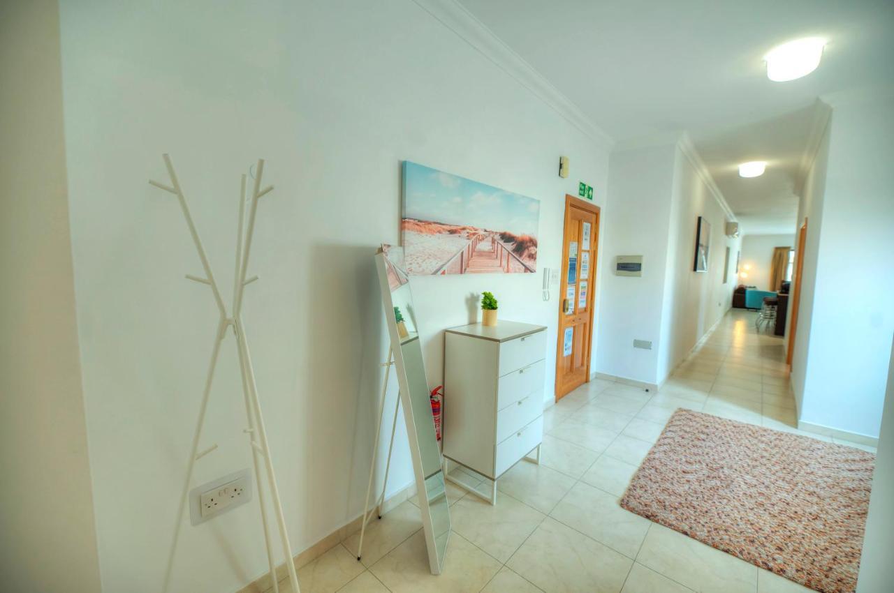 Modern 3Br Stylish & Spacious Apartment - Close To Sliema Promenade Gzira Exterior photo