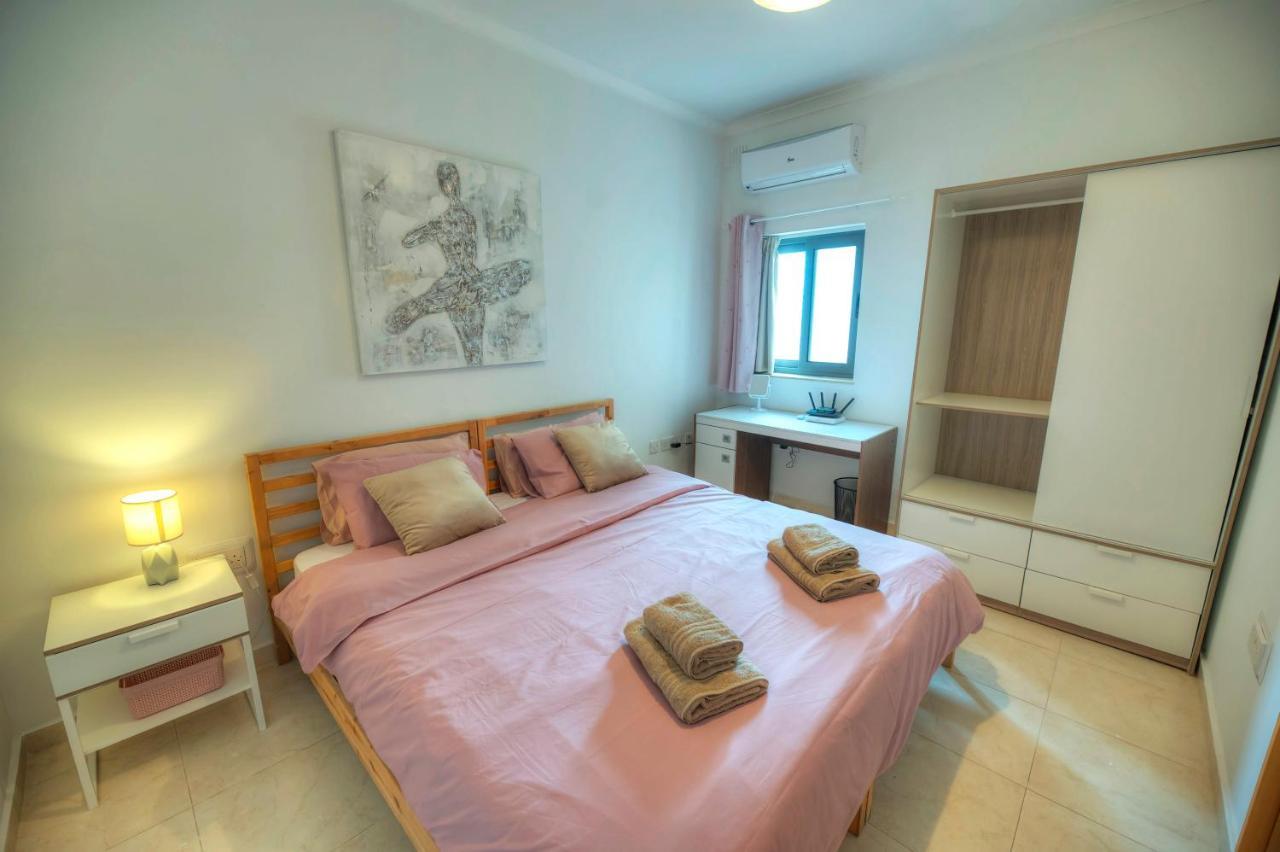 Modern 3Br Stylish & Spacious Apartment - Close To Sliema Promenade Gzira Exterior photo