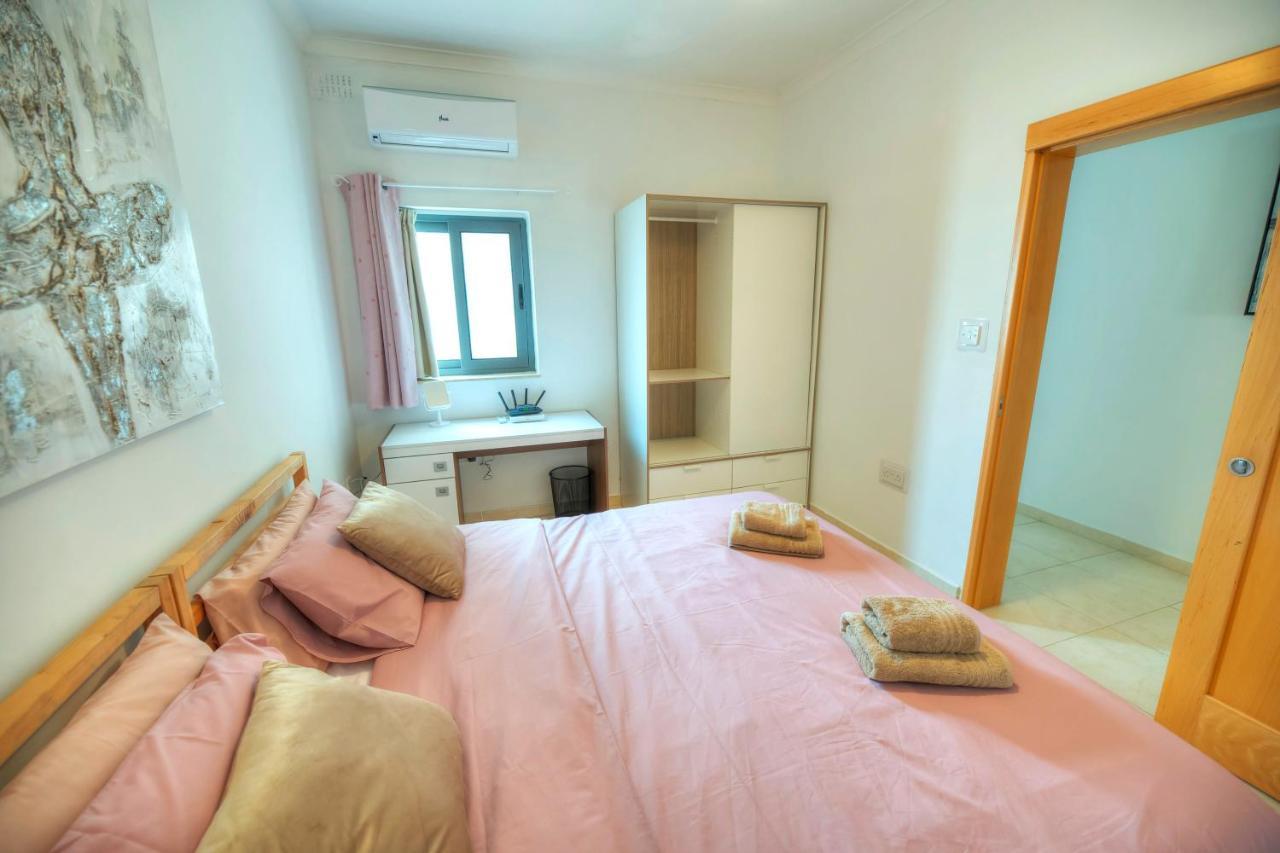 Modern 3Br Stylish & Spacious Apartment - Close To Sliema Promenade Gzira Exterior photo