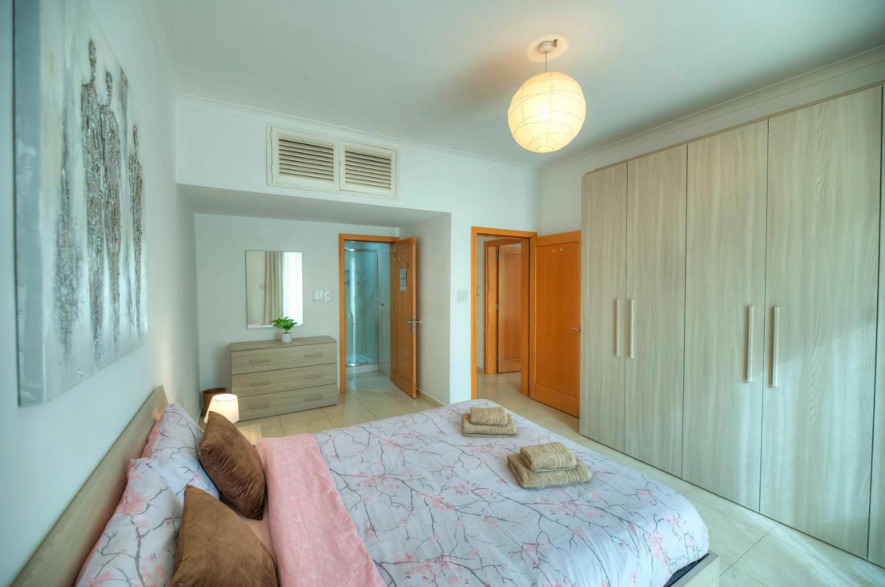 Modern 3Br Stylish & Spacious Apartment - Close To Sliema Promenade Gzira Exterior photo
