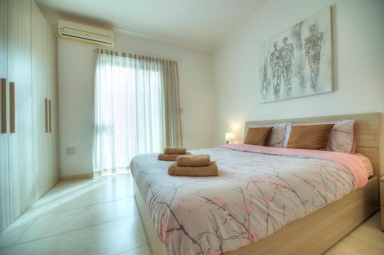 Modern 3Br Stylish & Spacious Apartment - Close To Sliema Promenade Gzira Exterior photo