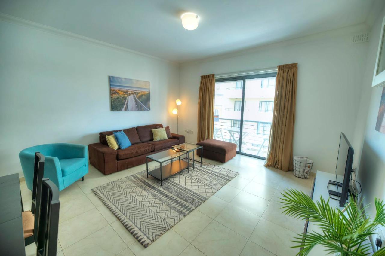 Modern 3Br Stylish & Spacious Apartment - Close To Sliema Promenade Gzira Exterior photo