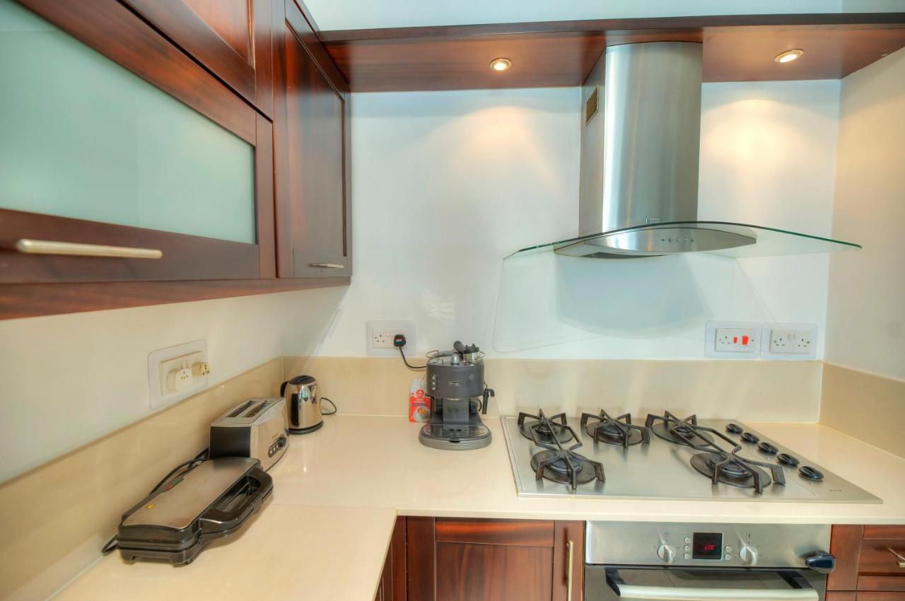 Modern 3Br Stylish & Spacious Apartment - Close To Sliema Promenade Gzira Exterior photo