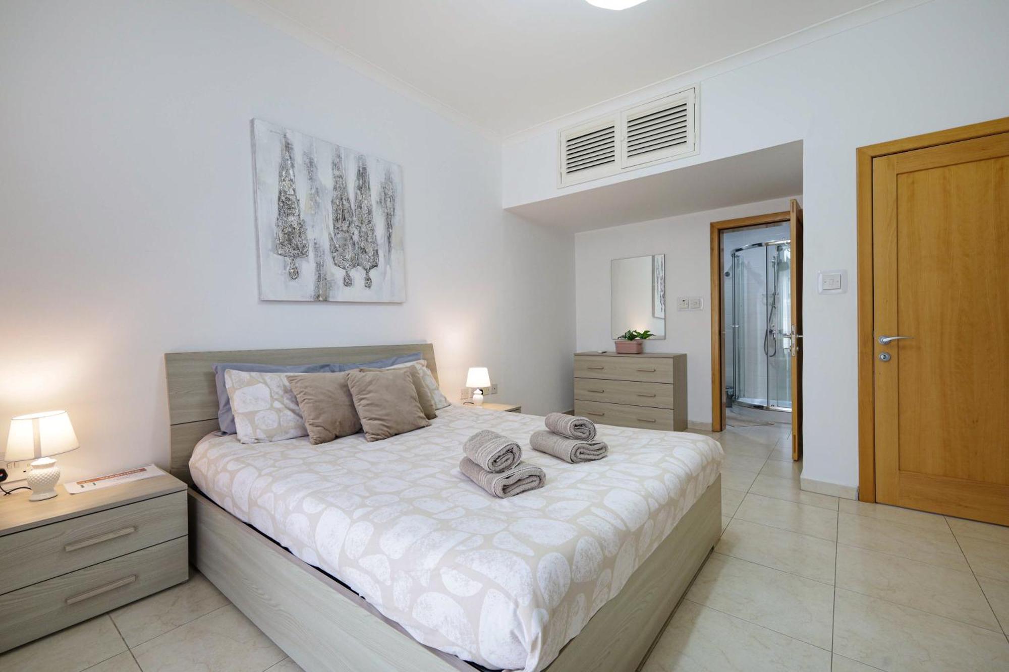 Modern 3Br Stylish & Spacious Apartment - Close To Sliema Promenade Gzira Exterior photo