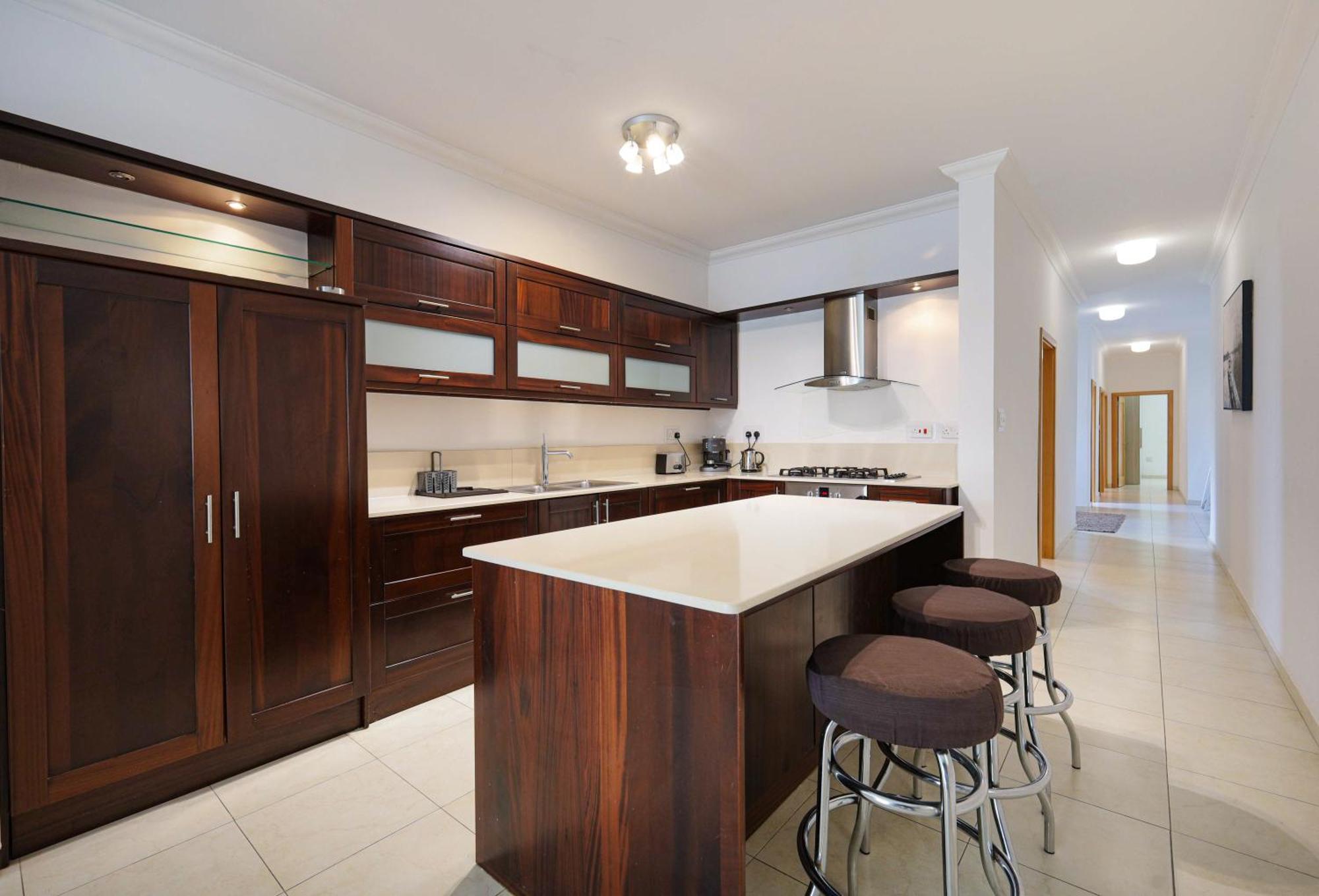 Modern 3Br Stylish & Spacious Apartment - Close To Sliema Promenade Gzira Exterior photo